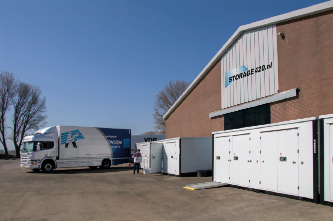USC Storage420 opslagboxen03 STREPPEL Storage 420 containerpark en opslaghal