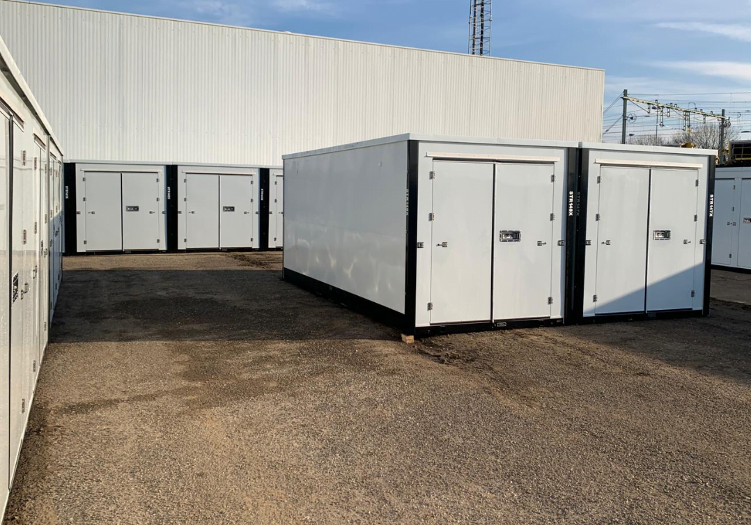 Delivering new ZBoxes in full swing 1 STREPPEL