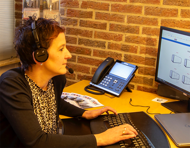 Gardez le contact avec votre client STREPPEL