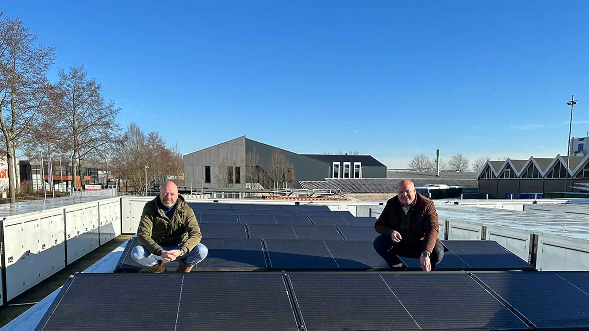 JanHeinMaartenSolar panelscontainers STREPPEL